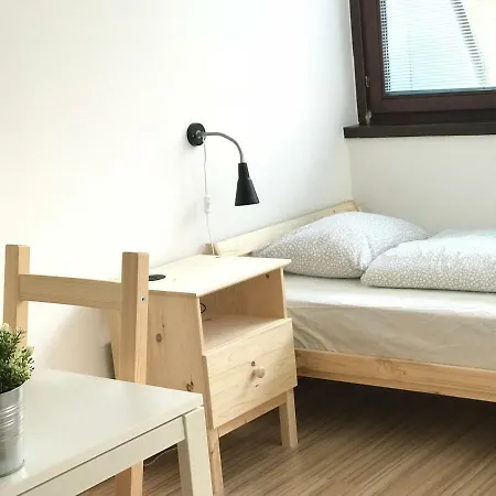 Апартаменты Friendly 5-bed - Center Walking Distance